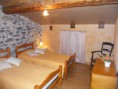 /album/galerie-de-photos-les-mimosas/chambre-double-jpg/